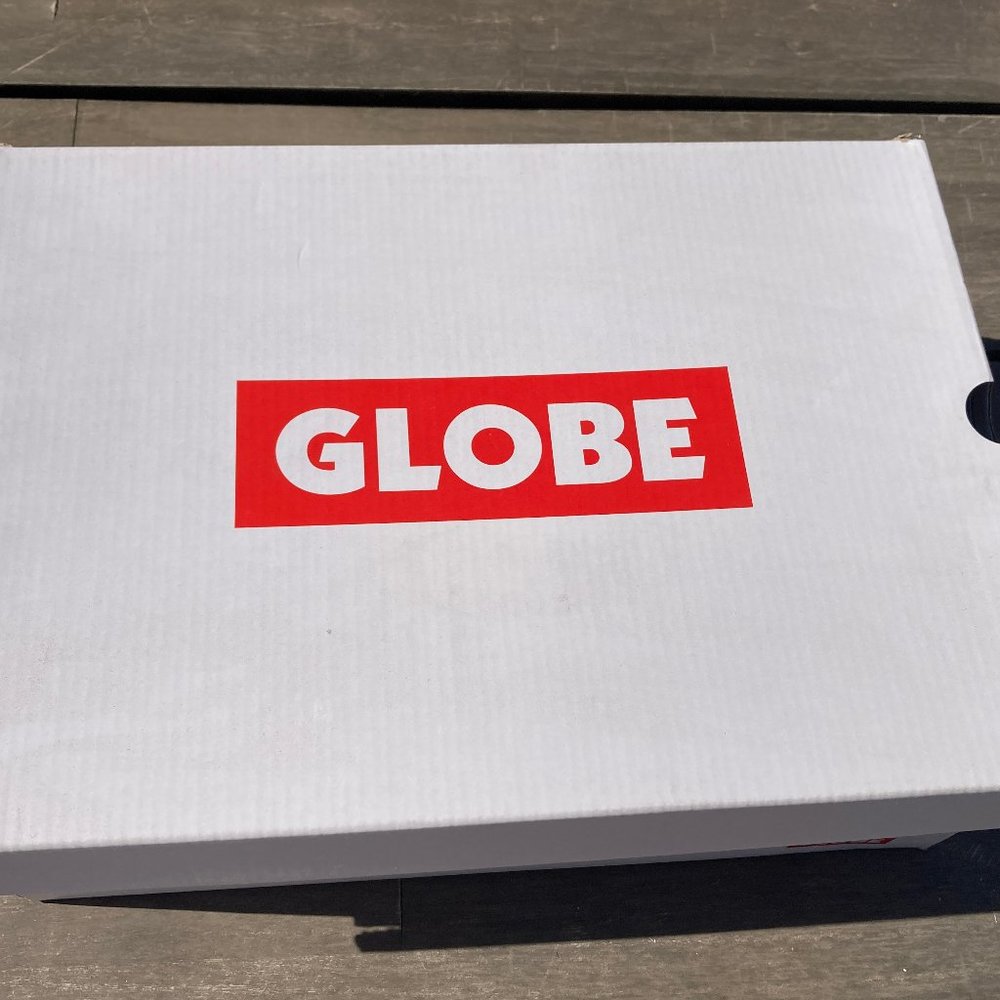 NEW GLOBE  CT-IV Classic Black/White/Gum Skateboard Shoes Sneakers Size 9
